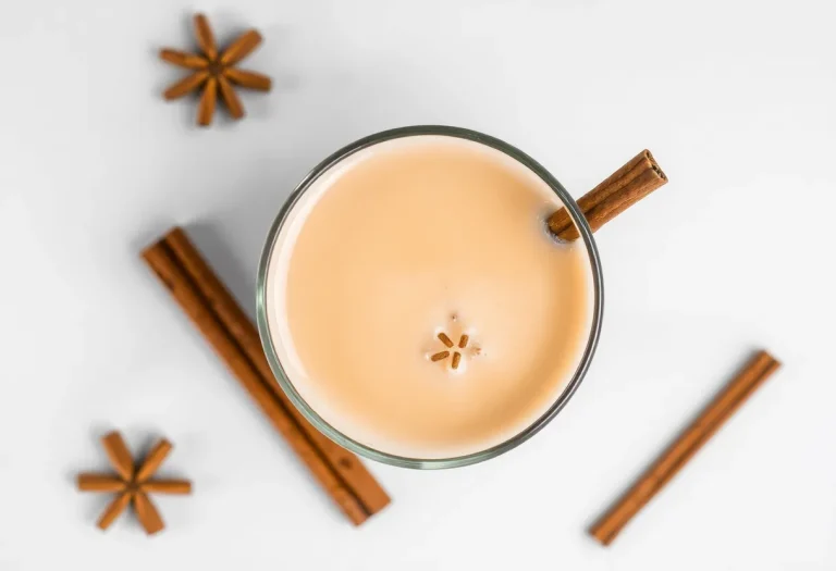 Vanilla Cinnamon Milk Tea: The Cozy Drink You Didn’t Know You Needed
